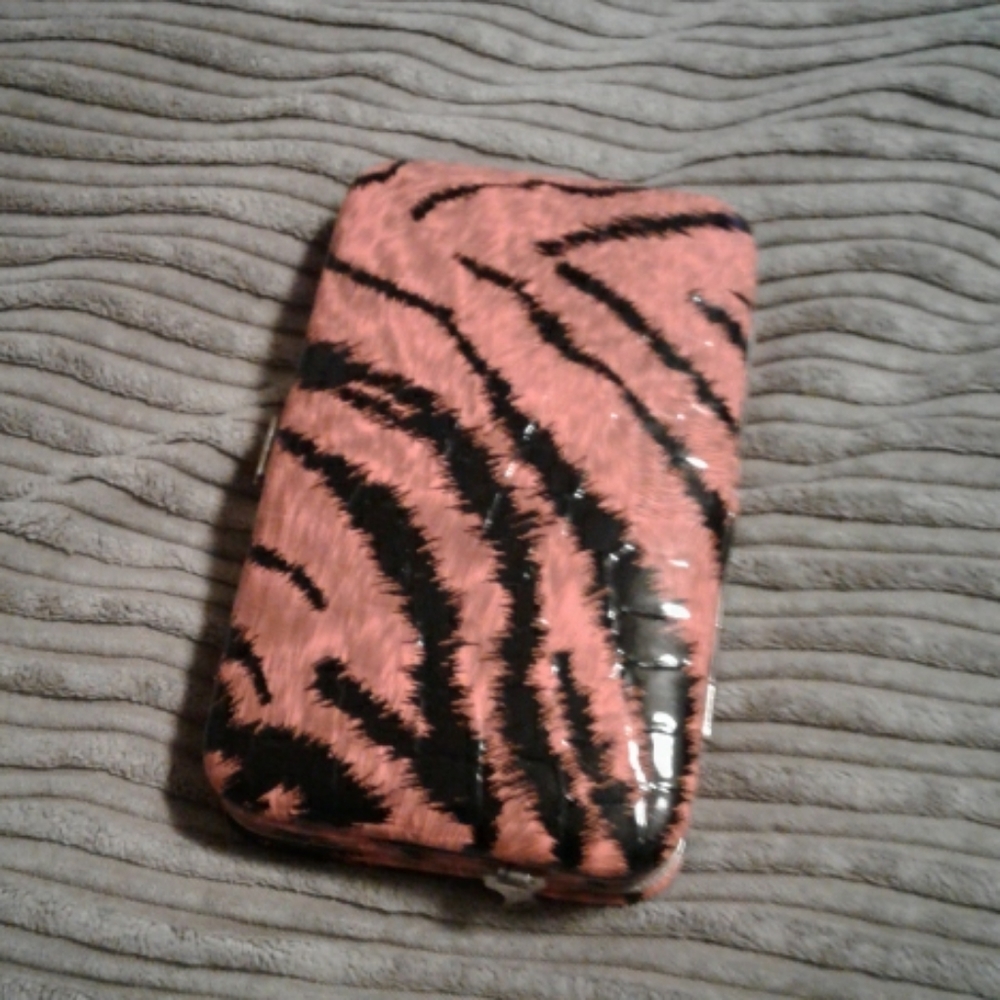 Card and phone holder